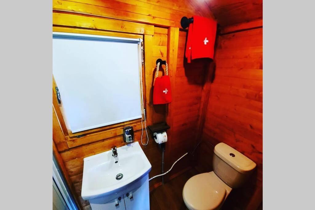 Autarkes Tiny House Mit Rheinblick Apartment Rumikon Ngoại thất bức ảnh