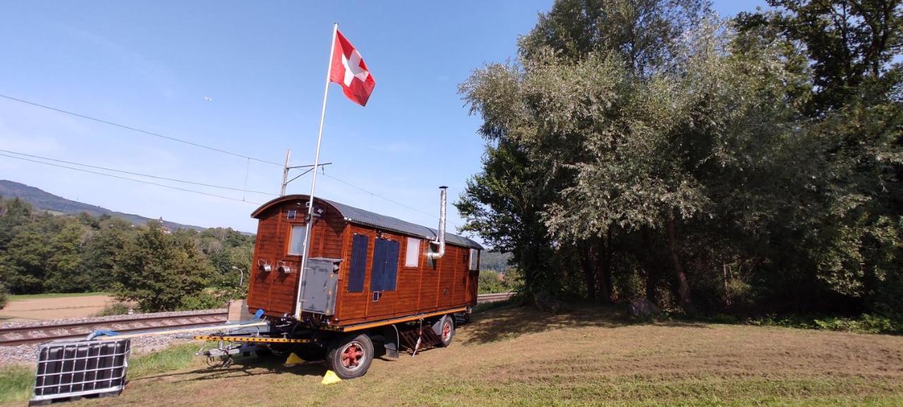 Autarkes Tiny House Mit Rheinblick Apartment Rumikon Ngoại thất bức ảnh