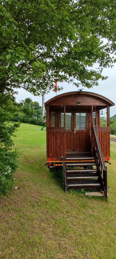 Autarkes Tiny House Mit Rheinblick Apartment Rumikon Ngoại thất bức ảnh